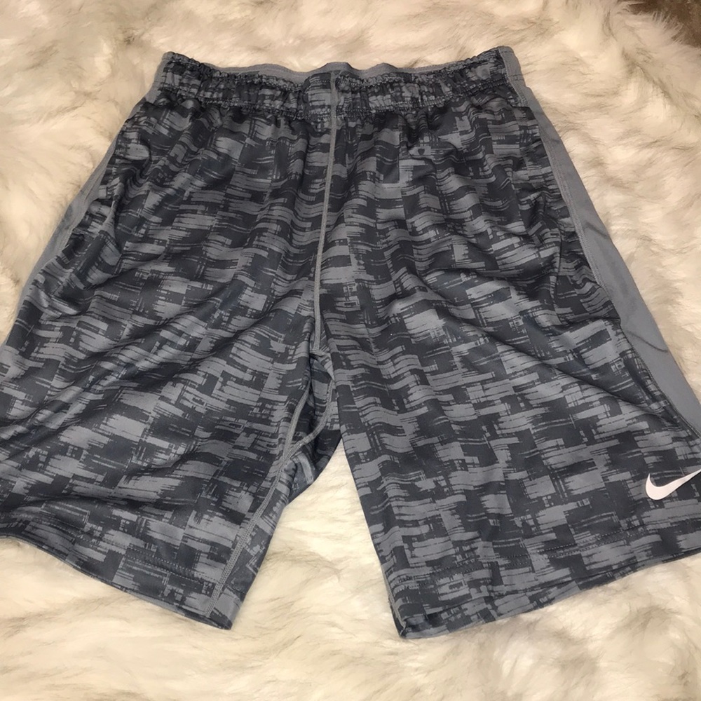 Nike bundle! - Picture 6 of 8